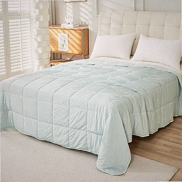 Cooling Coverlet Blanket Set Ultra-Soft Lightweight Microfiber Quilt Breathable
