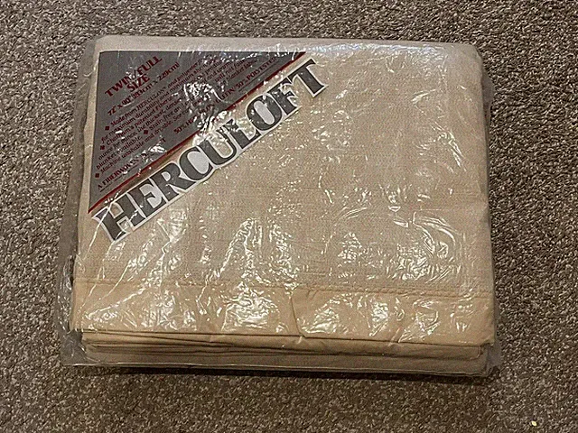 HERCULOFT Chathams's Fiberwoven Tan Blanket Twin-Full 72”x 90” Nylon Binding New