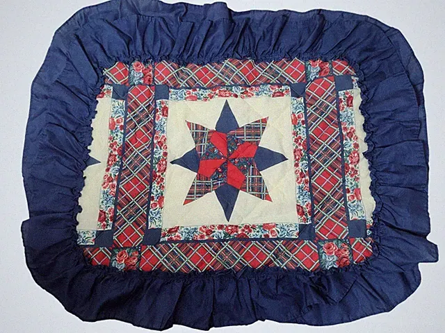 Perfect Fit Pair of 8 Point Star Machine Quilted Ruffle Pillow Shams Country