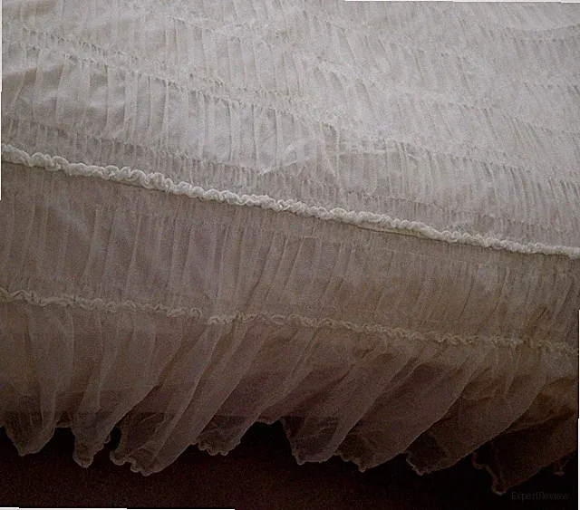 Rare Vintage Ruffle Bed Throw King Size In Very Light Lime, Ex Con, Nylon